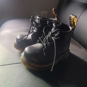 Dr Martens toddler boots